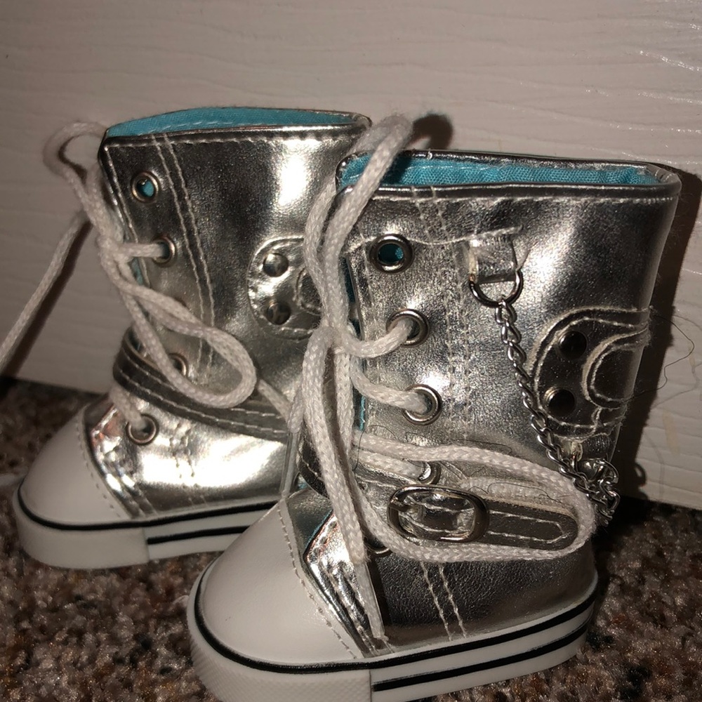 Doll high top boots